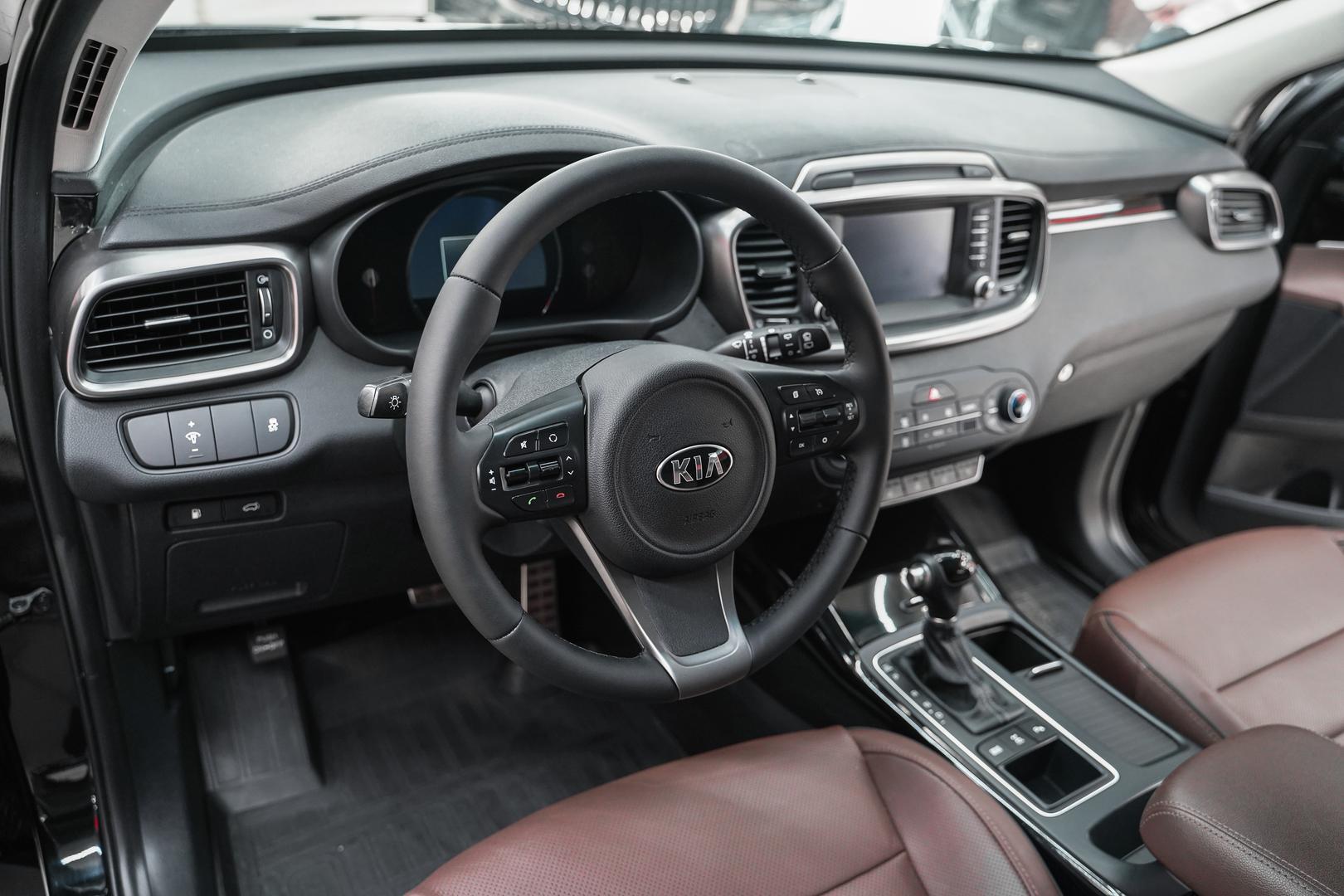 Kia Sorento 2017, черный, ДЦ Орехово