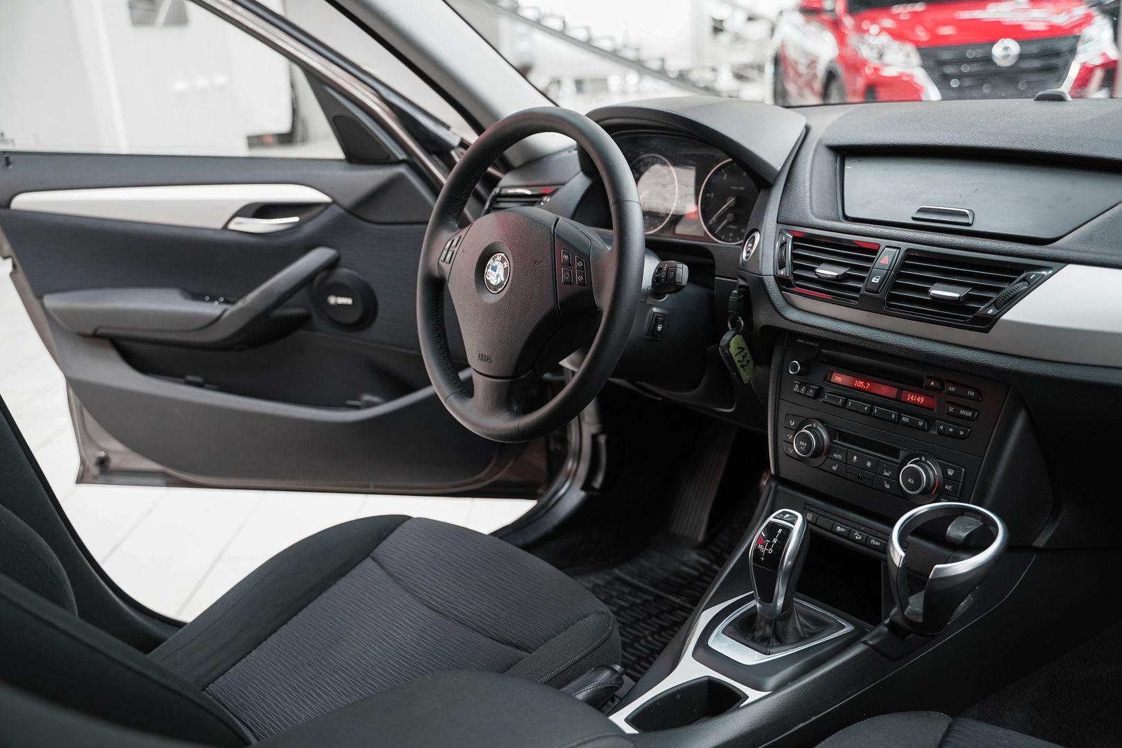 BMW X1 2013, коричневый, ДЦ Орехово