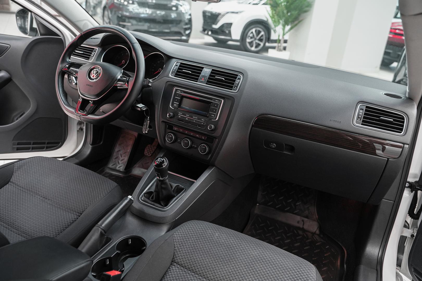Volkswagen Jetta 2016, белый, ДЦ Орехово