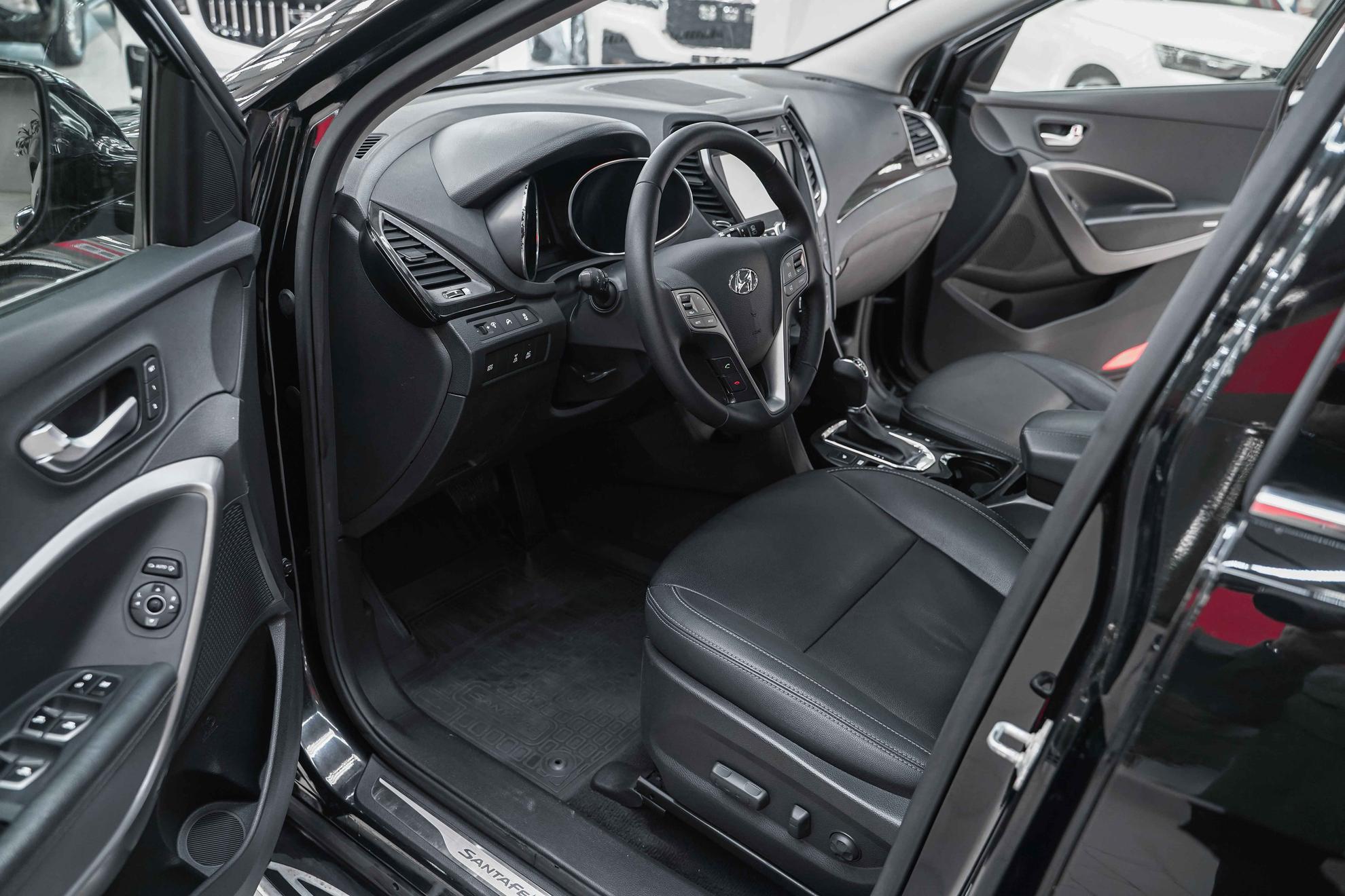 Hyundai Santa Fe 2013, черный, ДЦ Орехово