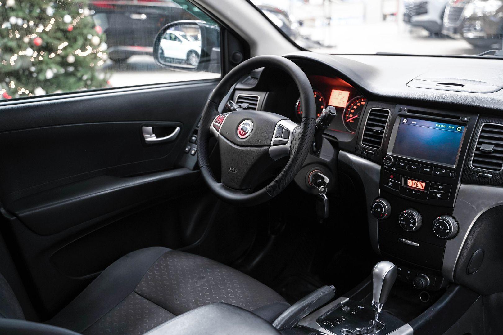 SsangYong Actyon 2011, черный, ДЦ Орехово