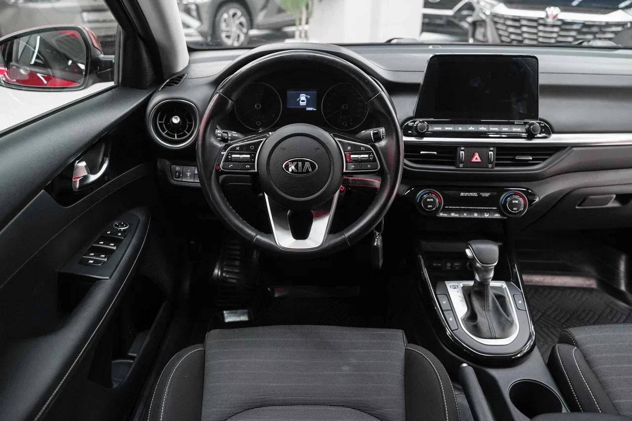 Kia Cerato 2019, красный, ДЦ Орехово