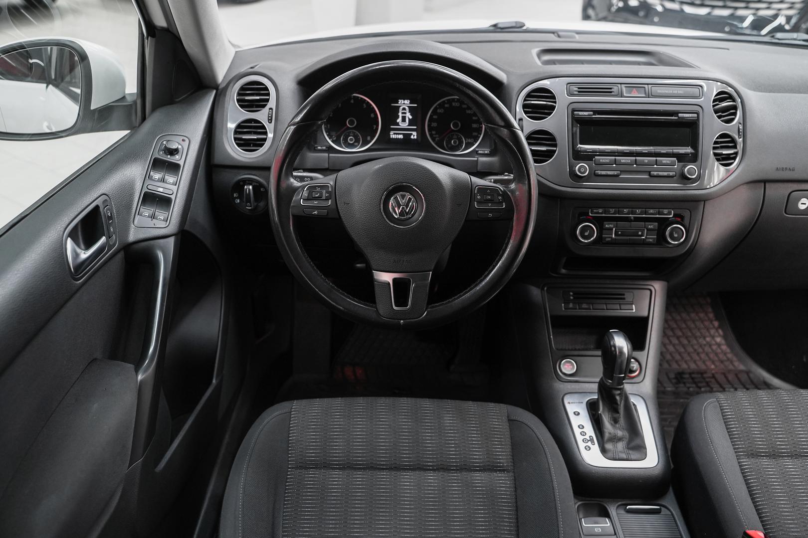 Volkswagen Tiguan 2013, белый, ДЦ Орехово