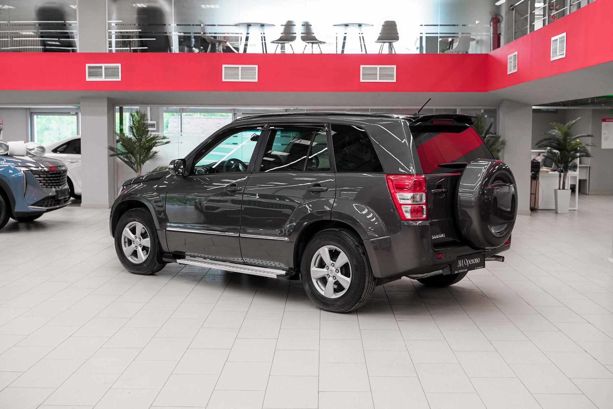 Suzuki Grand Vitara 2013, серый, ДЦ Орехово