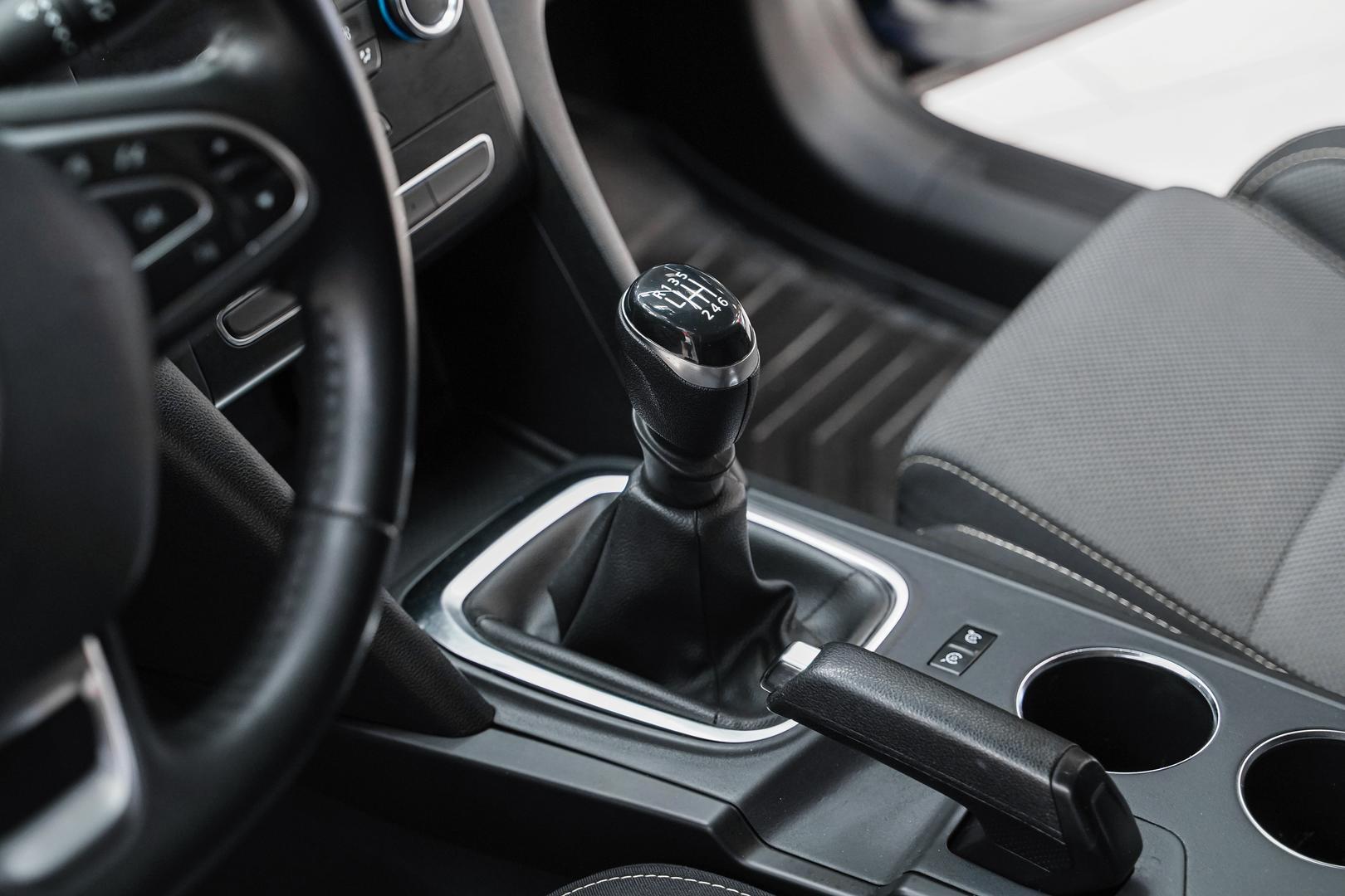 Renault Megane 2018, синий, ДЦ Орехово