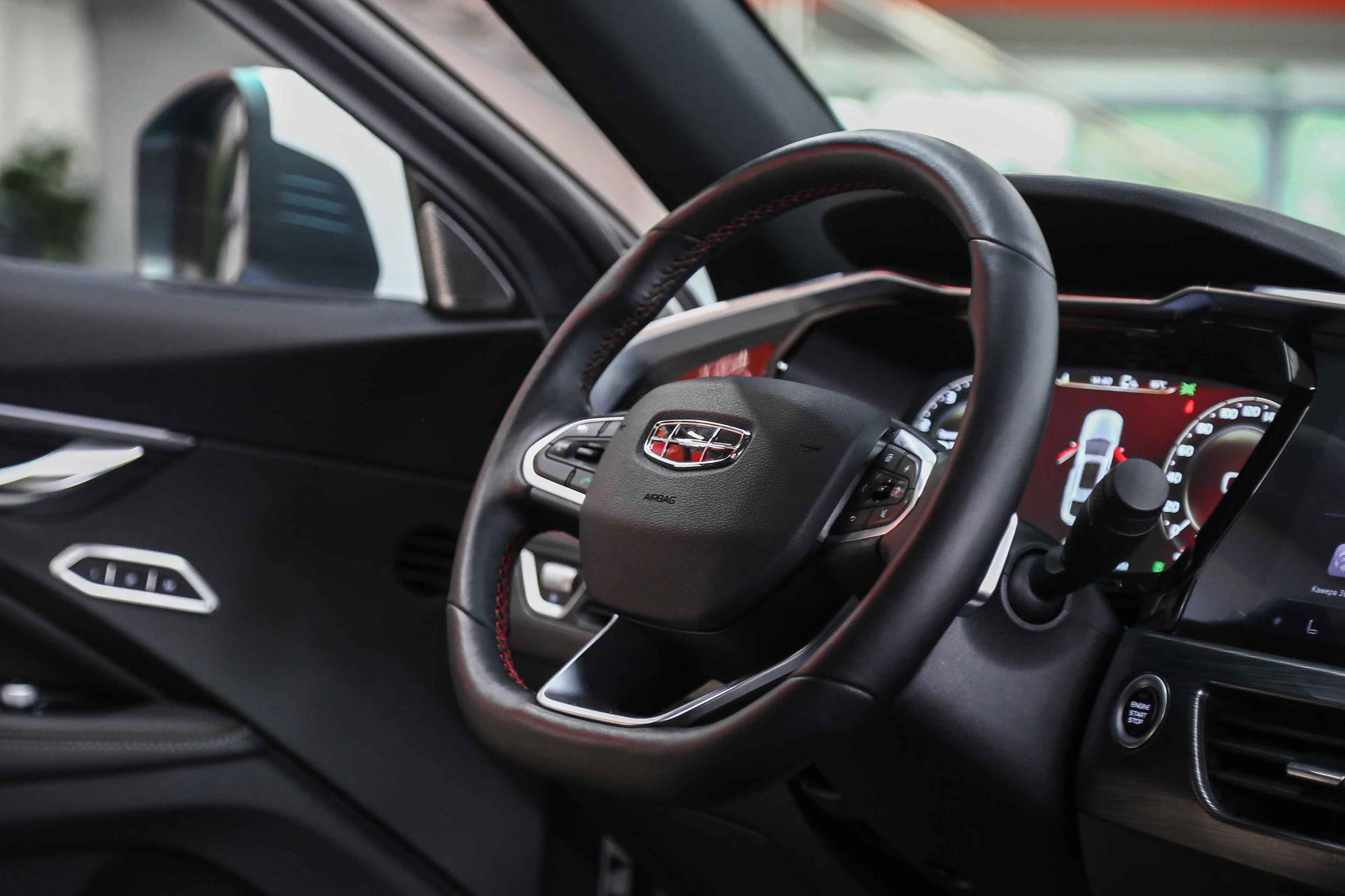 Geely Tugella 2023, белый, ДЦ Орехово