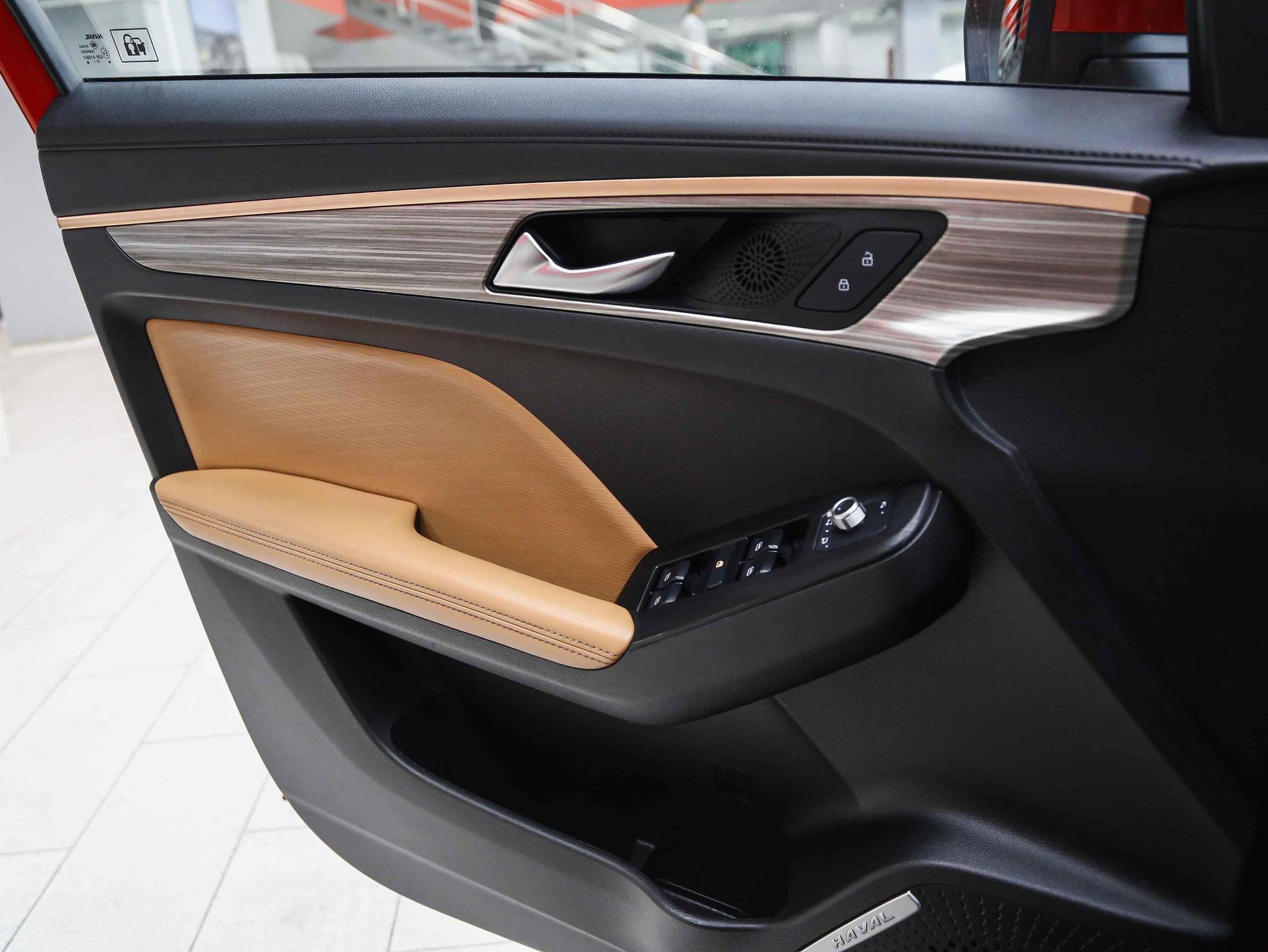 Haval Jolion 2021, красный, ДЦ Орехово