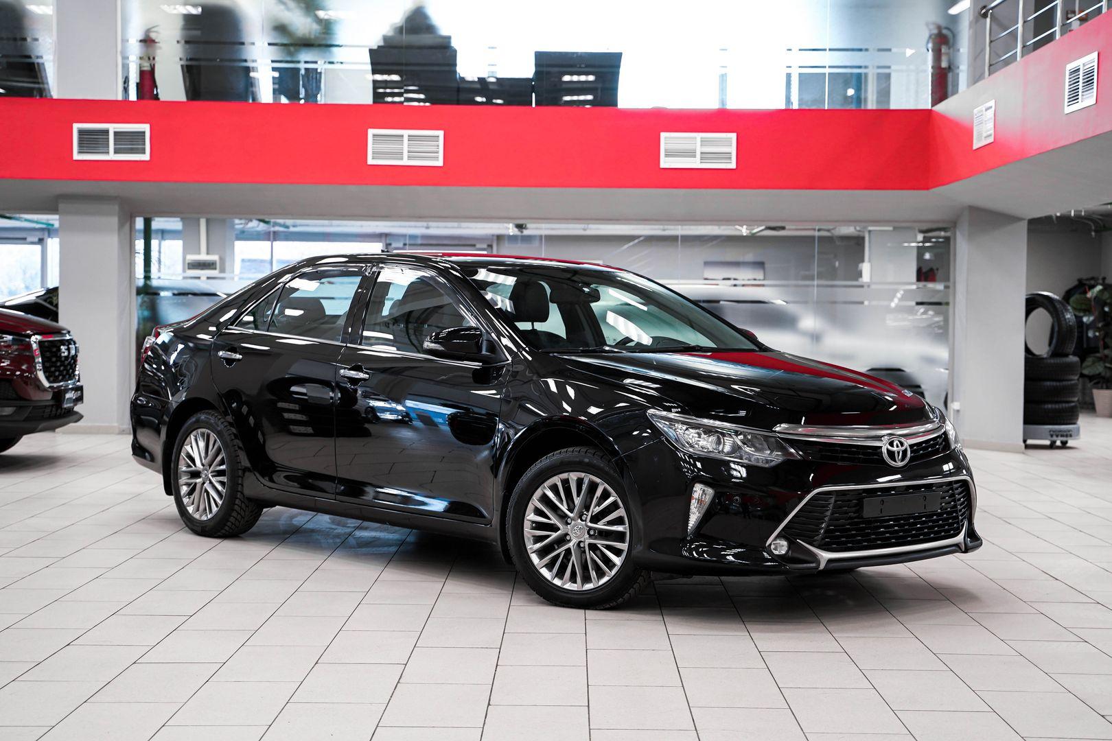 Toyota Camry 2017, черный, ДЦ Орехово