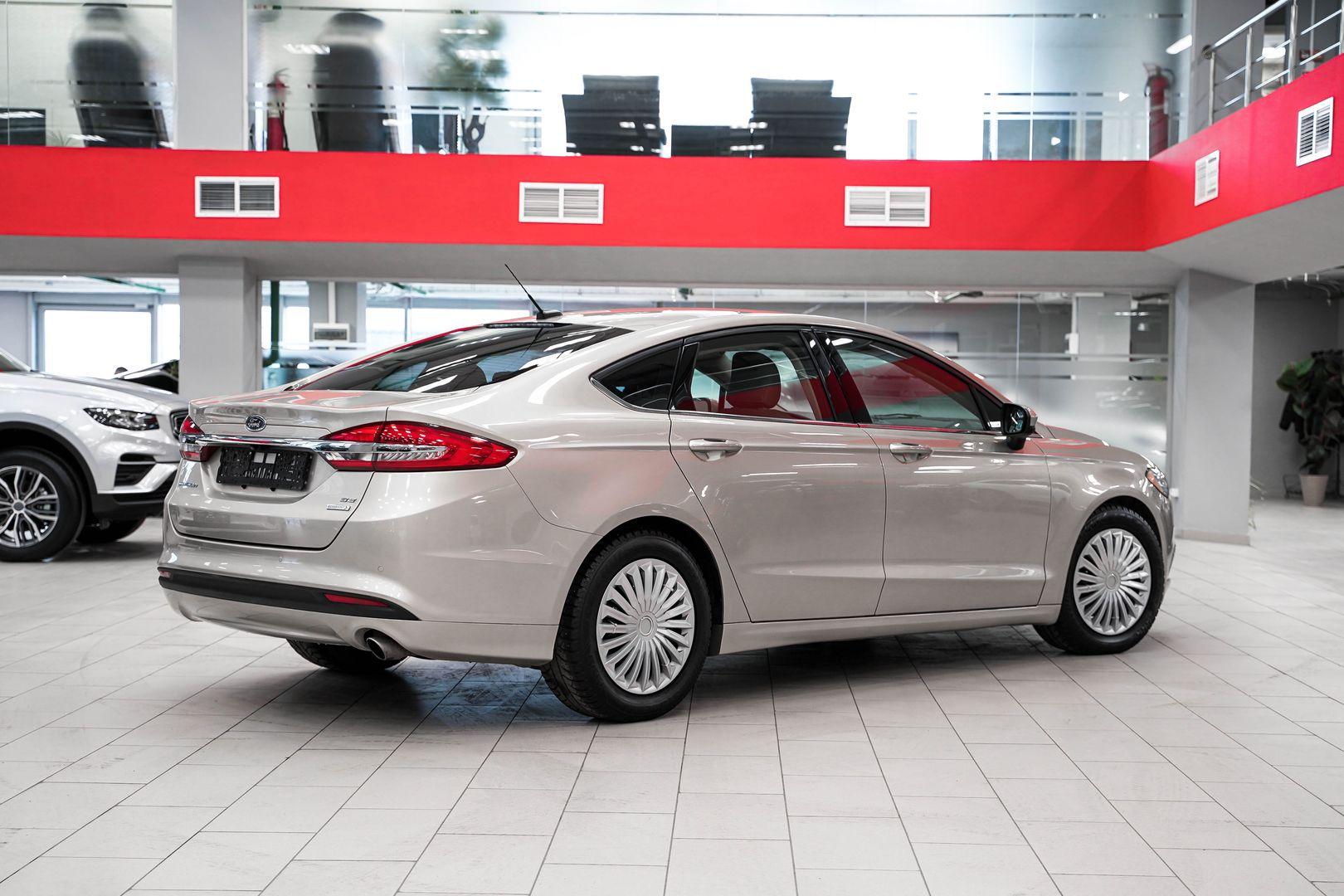 Ford Fusion (North America) 2017, желтый, ДЦ Орехово