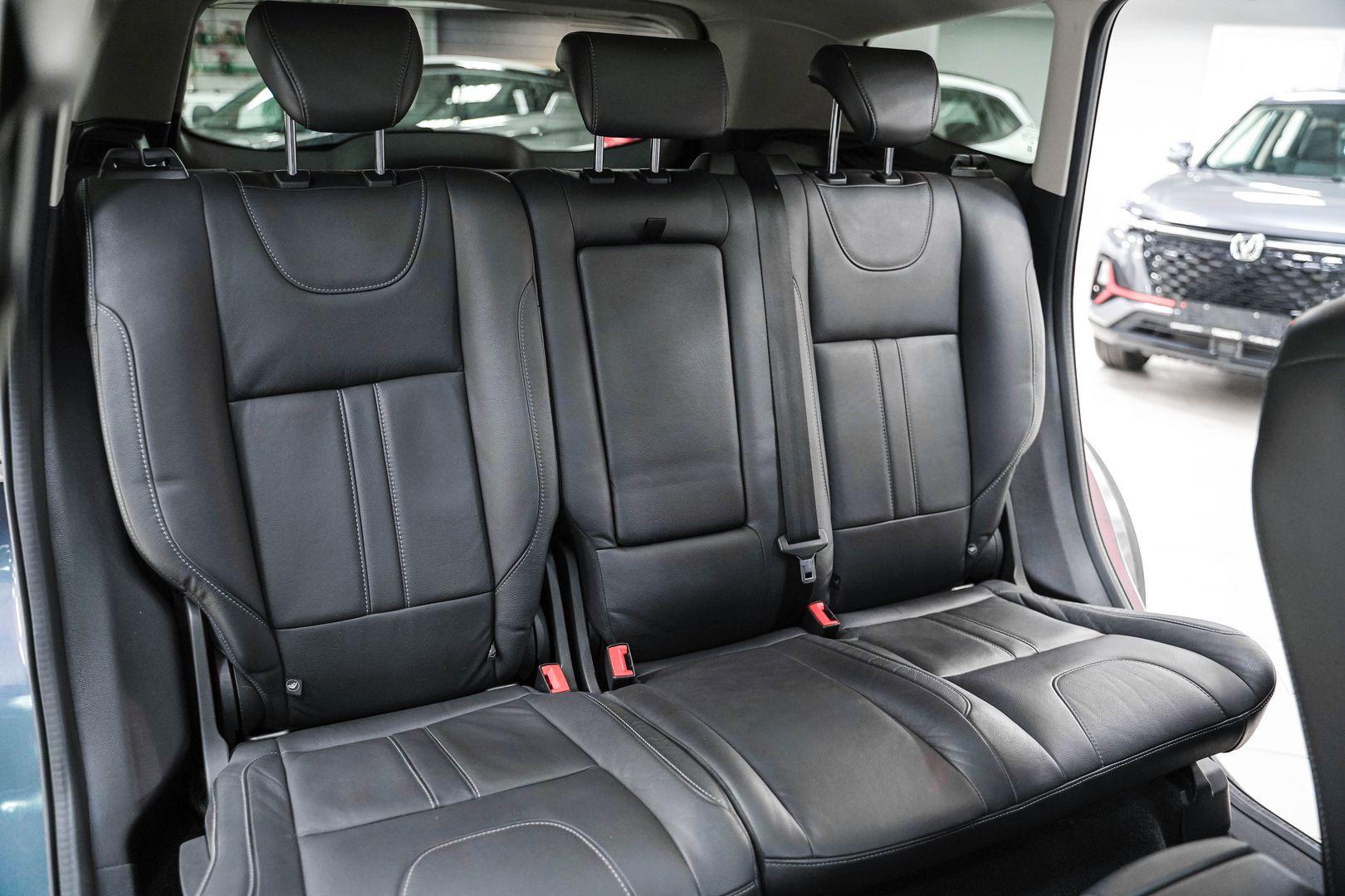 Ford Kuga 2013, серый, ДЦ Орехово