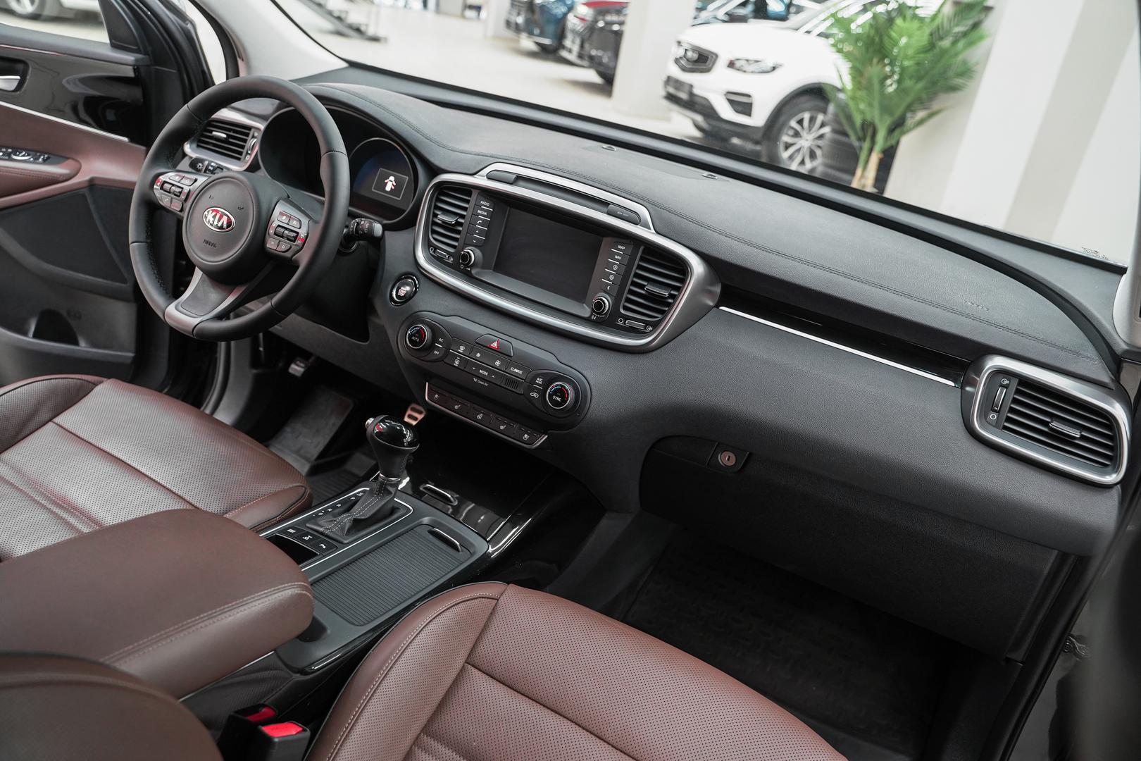 Kia Sorento 2017, серый, ДЦ Орехово