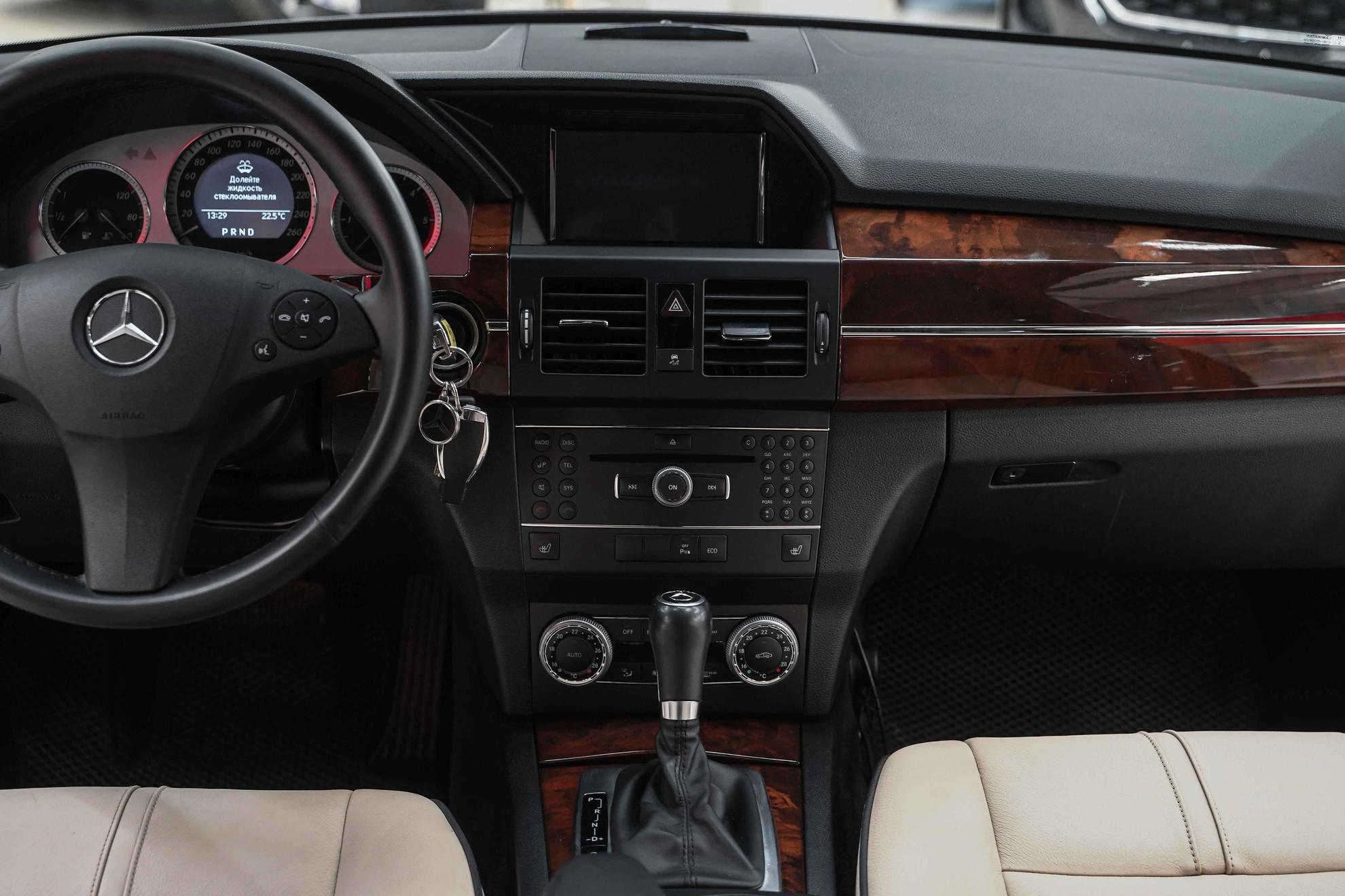 Mercedes-Benz GLK-Класс 2012, коричневый, ДЦ Орехово