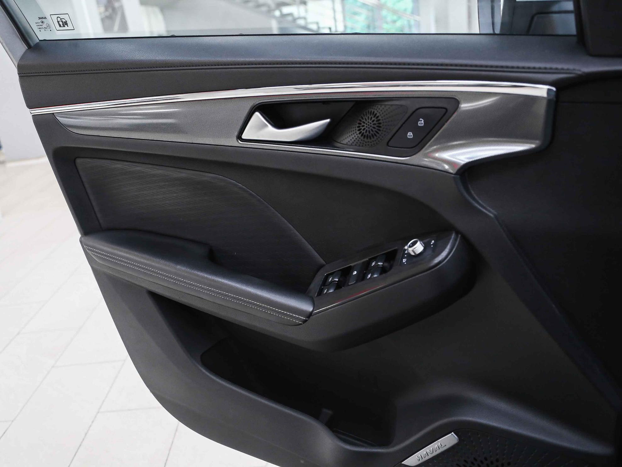 Haval Jolion 2023, серый, ДЦ Орехово