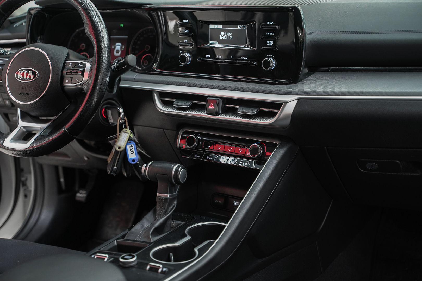 Kia K5 2020, белый, ДЦ Орехово