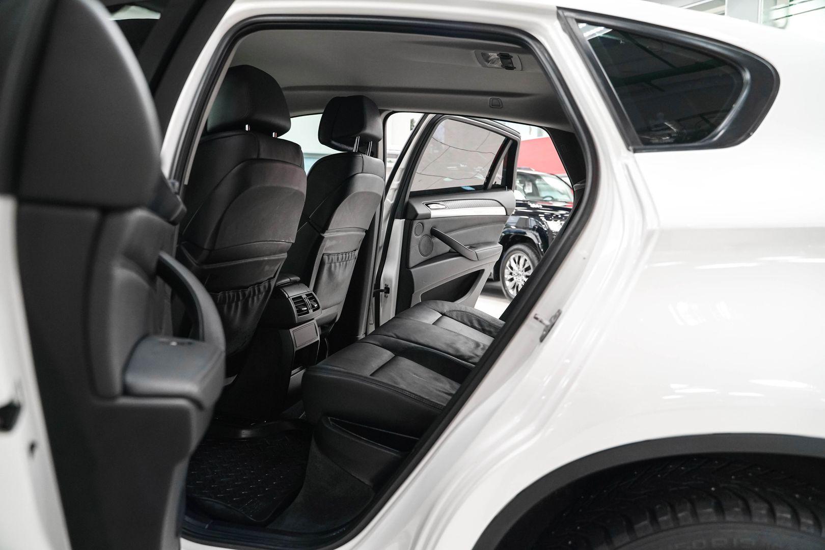 BMW X6 2013, белый, ДЦ Орехово