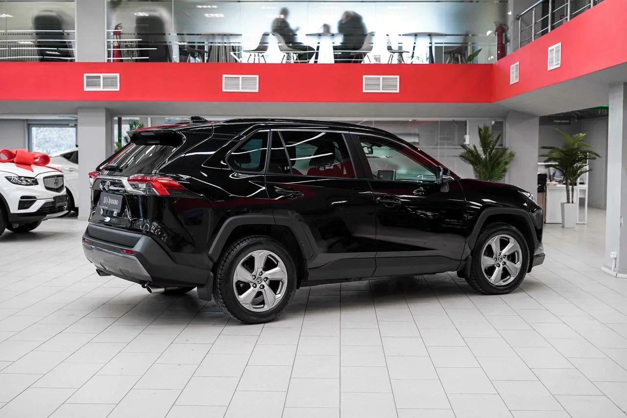Toyota RAV4 2021, черный, ДЦ Орехово