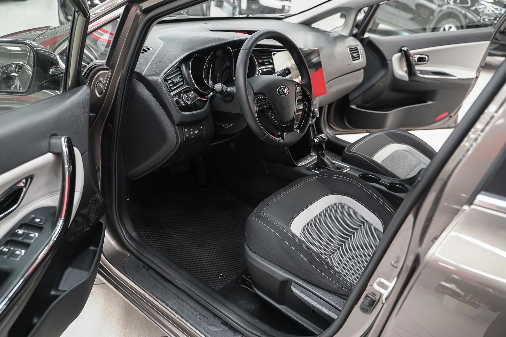 Kia Ceed 2017, коричневый, ДЦ Орехово