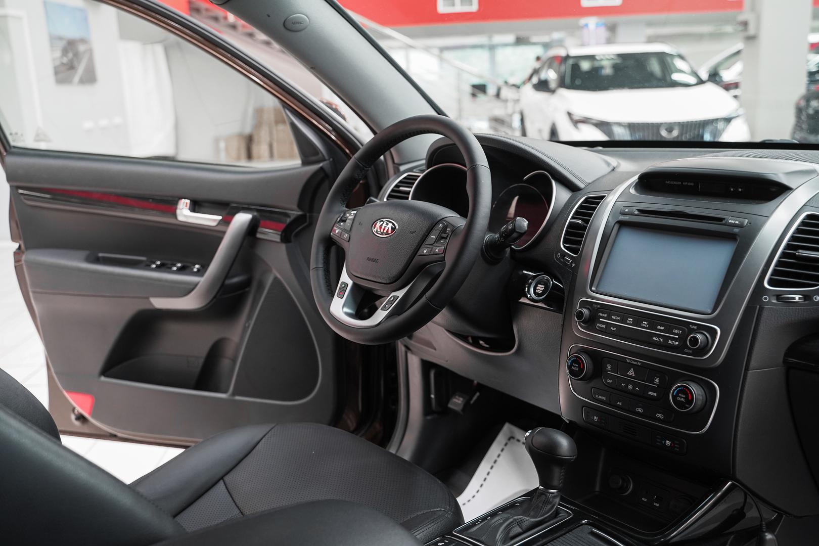 Kia Sorento 2015, коричневый, ДЦ Орехово