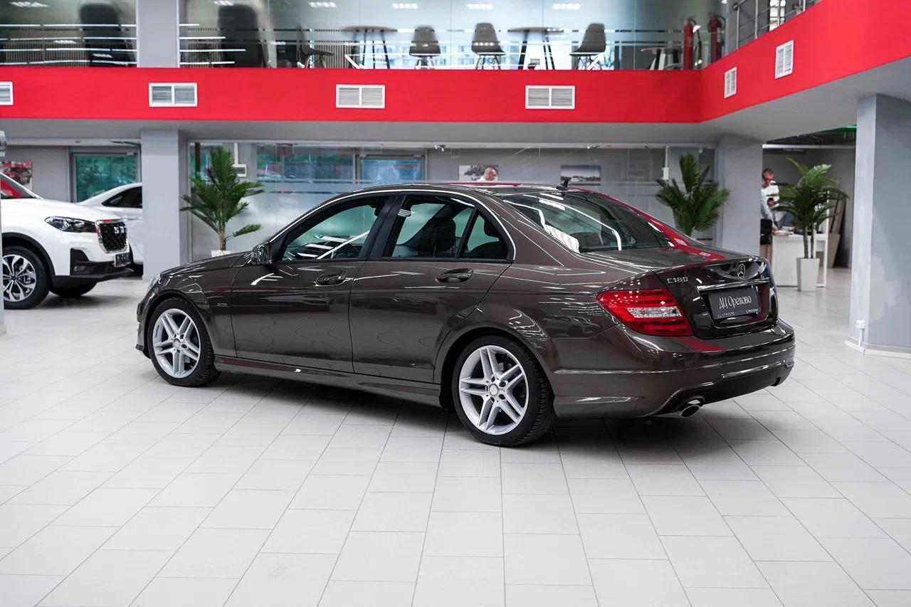 Mercedes-Benz C-Класс 2012, коричневый, ДЦ Орехово
