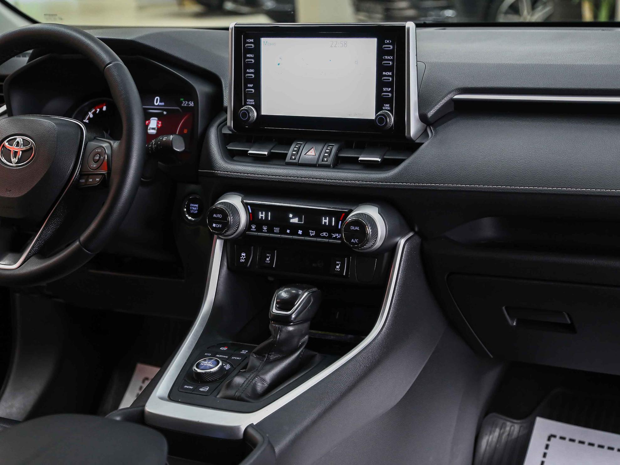Toyota RAV4 2021, черный, ДЦ Орехово