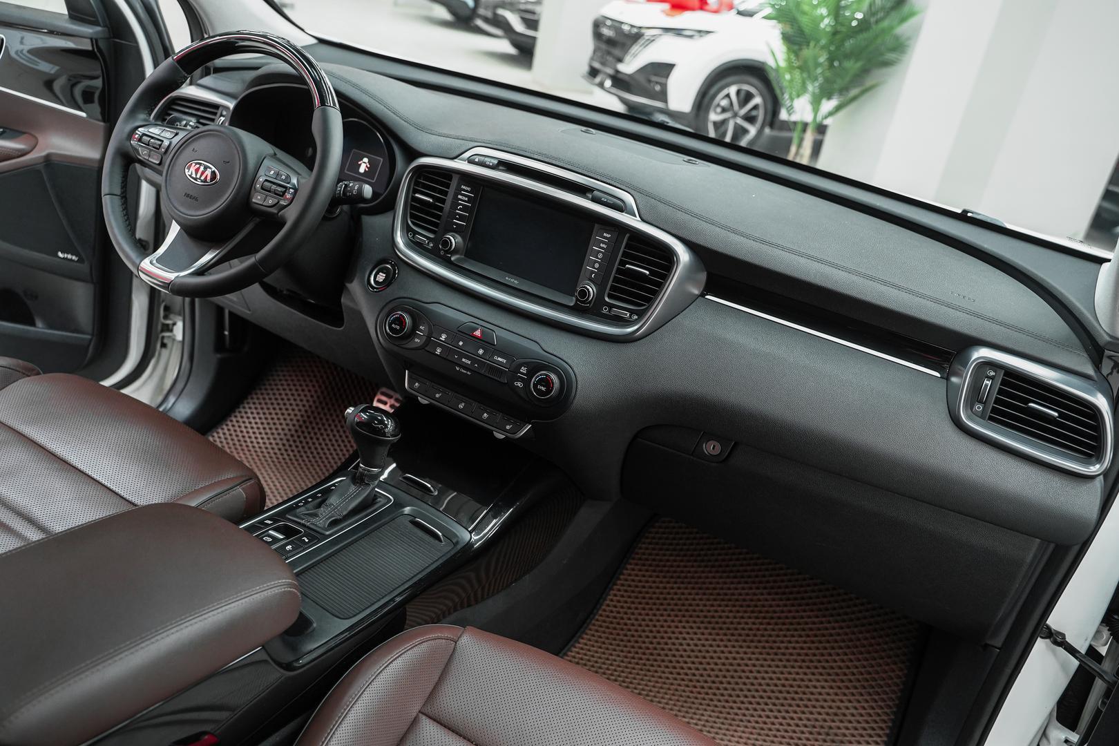 Kia Sorento 2016, белый, ДЦ Орехово