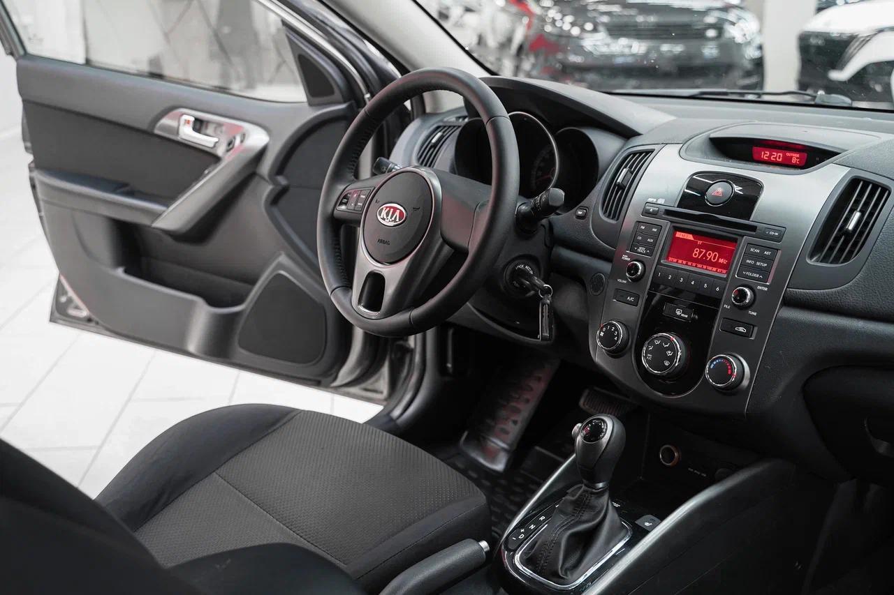 Kia Cerato 2011, серый, ДЦ Орехово