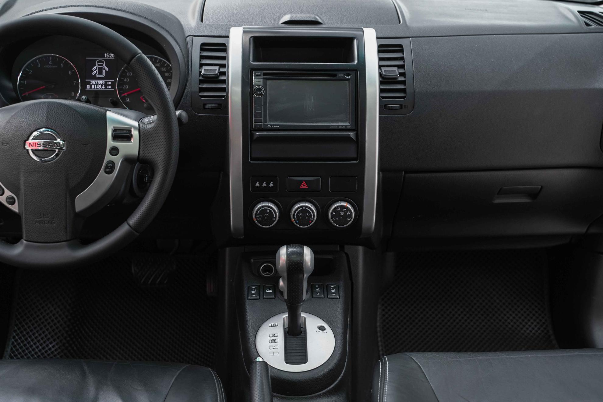 Nissan X-Trail 2011, черный, ДЦ Орехово