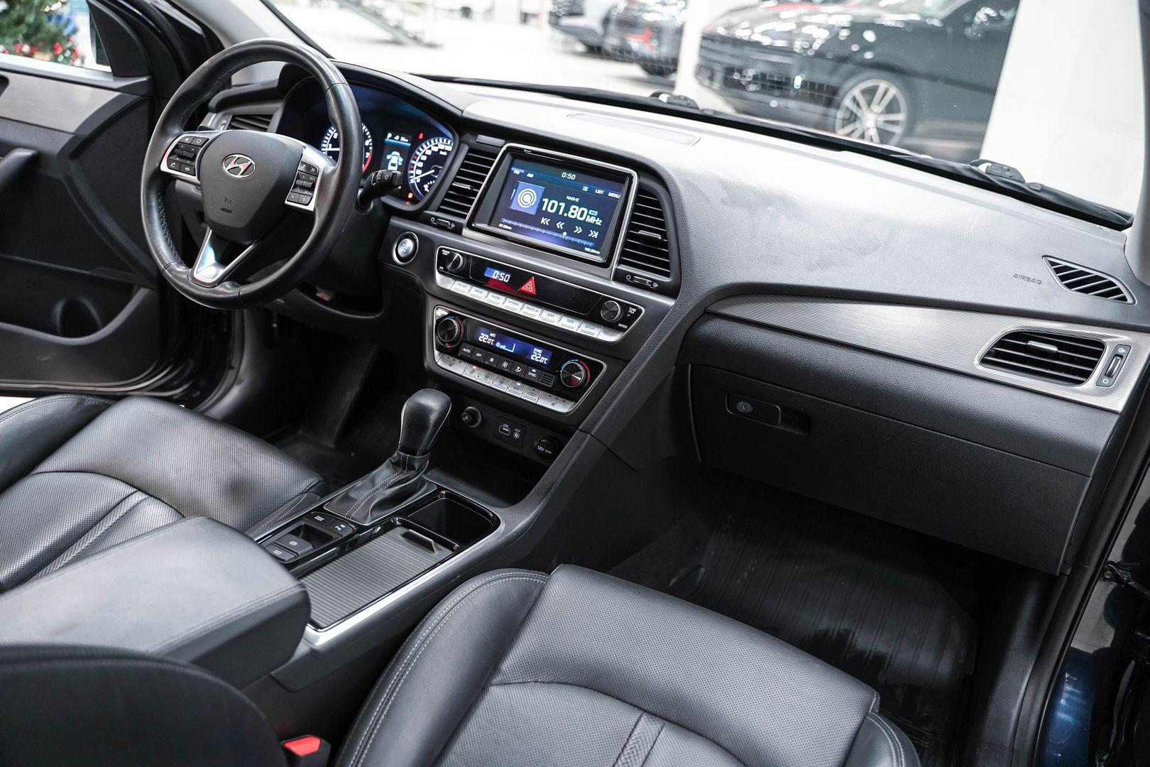 Hyundai Sonata 2018, синий, ДЦ Орехово