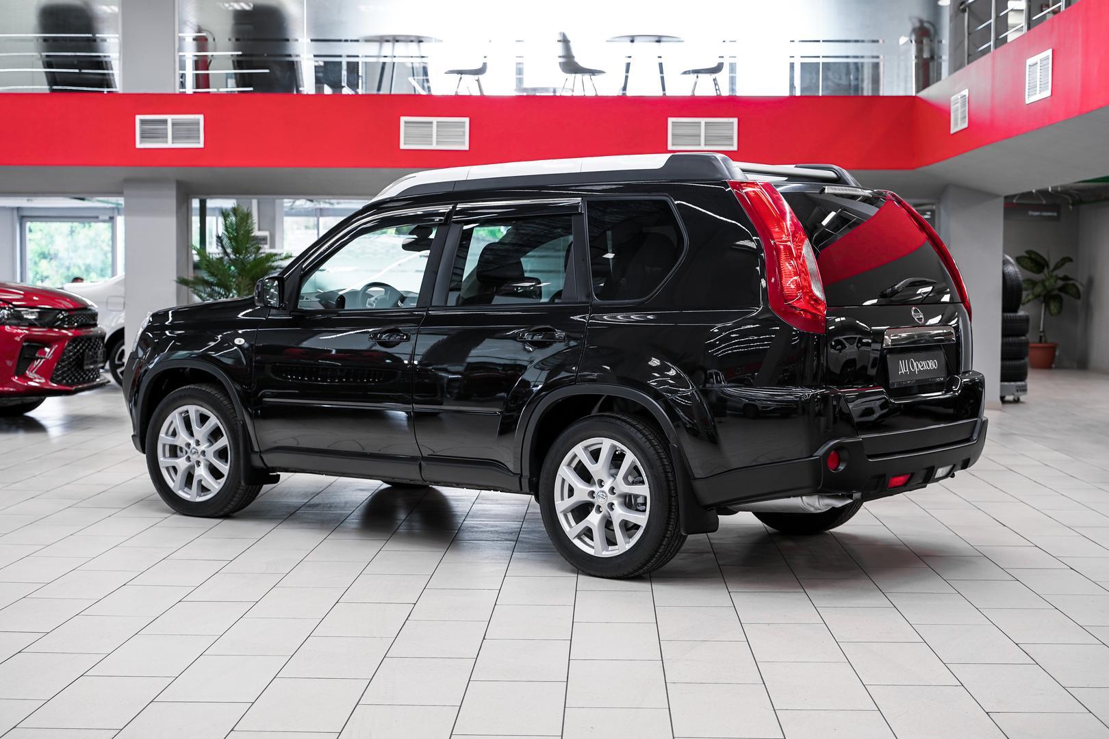 Nissan X-Trail 2012, черный, ДЦ Орехово