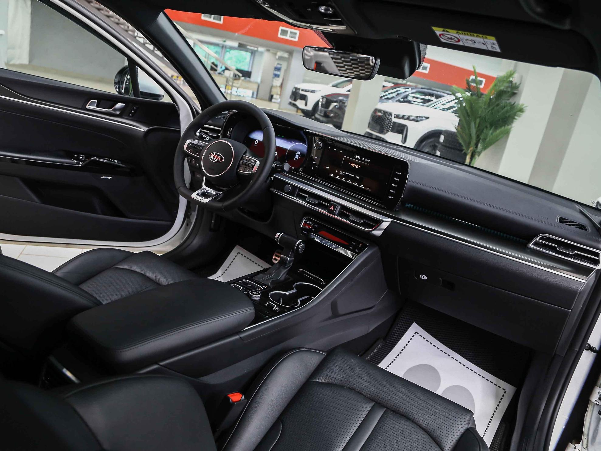 Kia K5 2020, белый, ДЦ Орехово