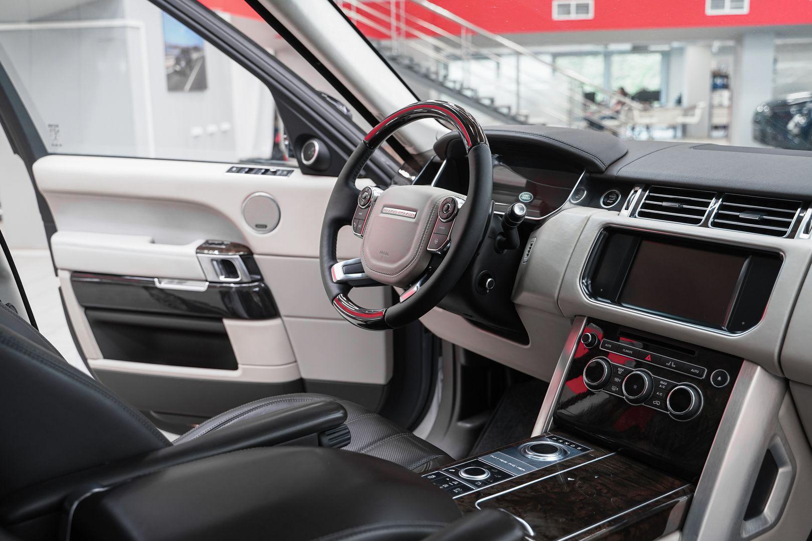 Land Rover Range Rover 2013, белый, ДЦ Орехово