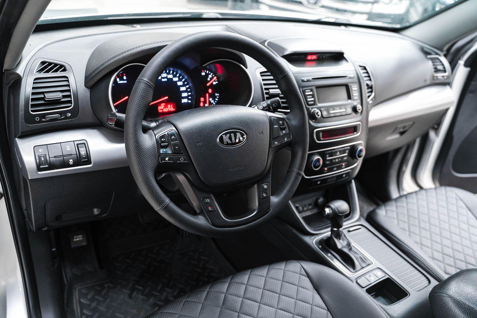 Kia Sorento 2014, серебряный, ДЦ Орехово
