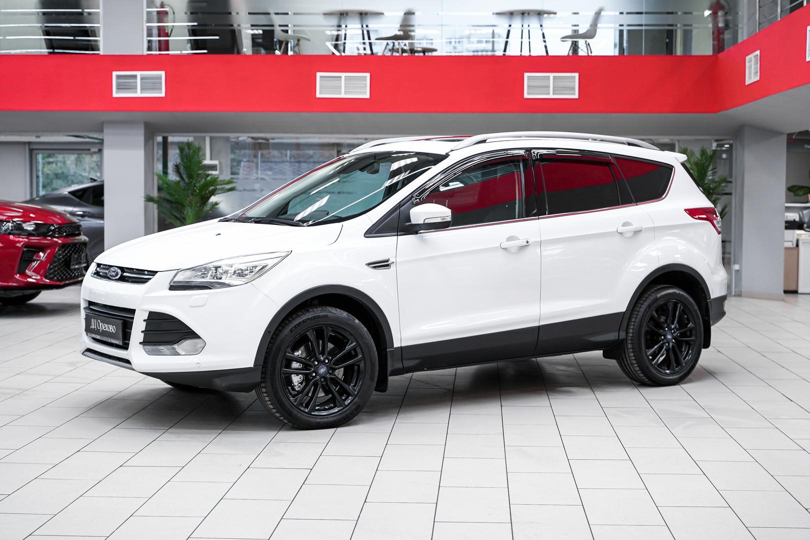 Ford Kuga 2014, белый, ДЦ Орехово