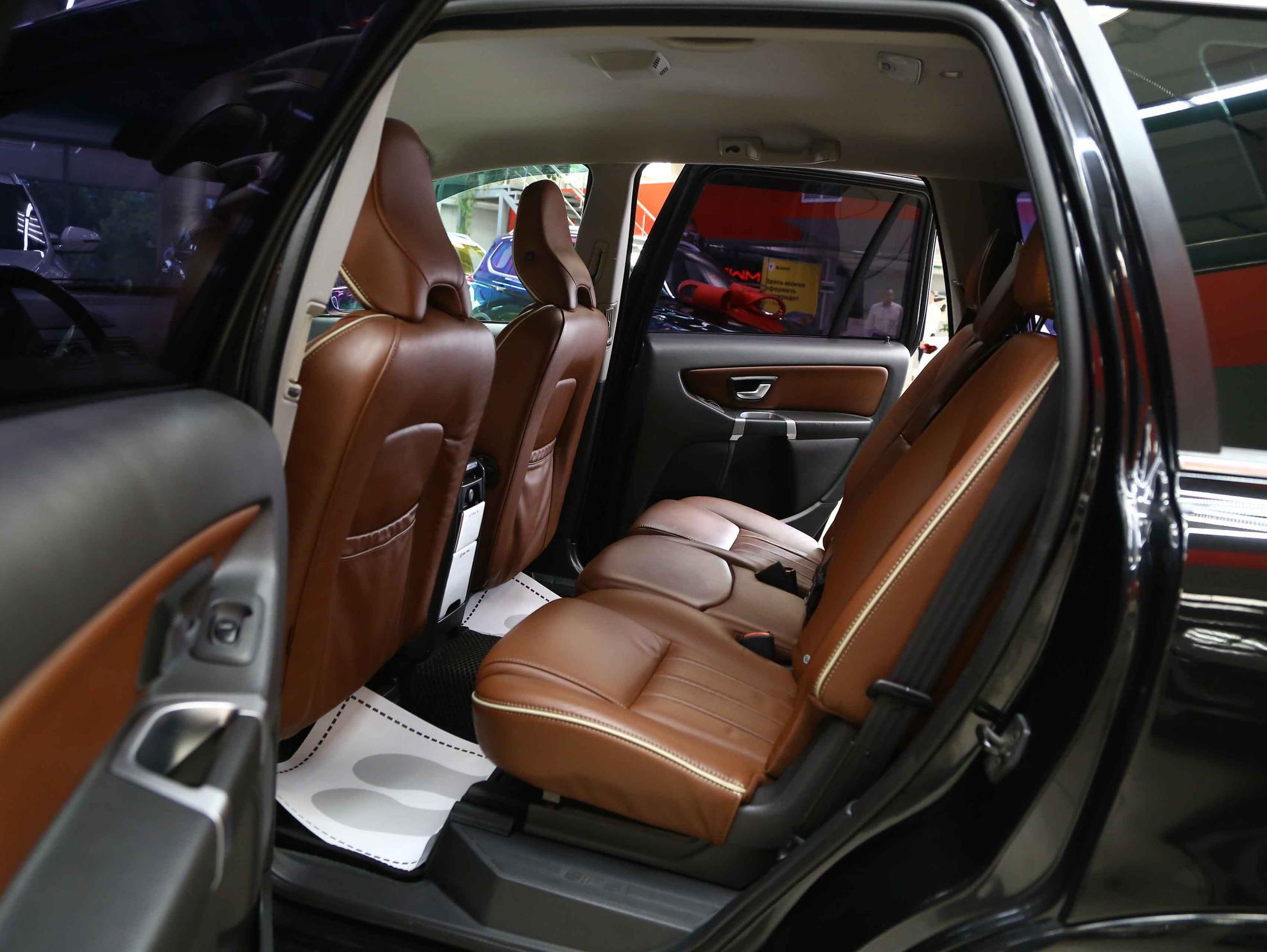 Volvo XC90 2014, черный, ДЦ Орехово