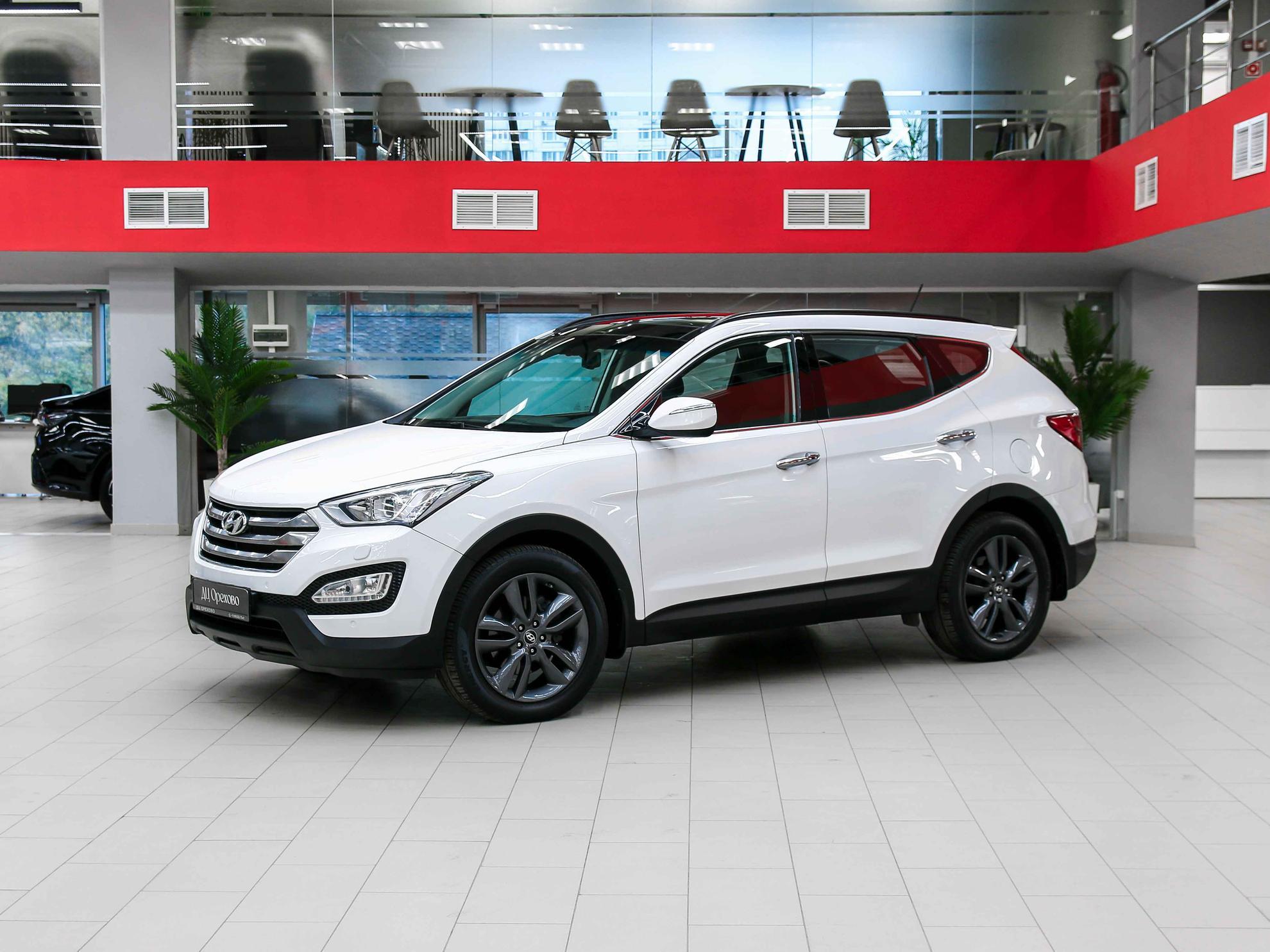 Hyundai Santa Fe 2013, белый, ДЦ Орехово