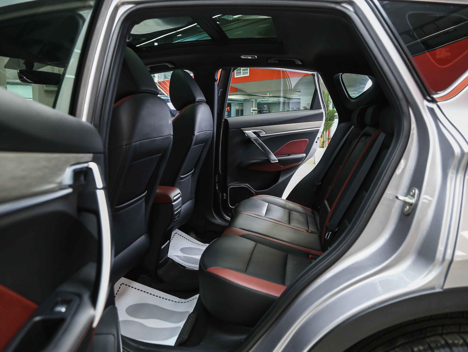 Geely Coolray 2023, серый, ДЦ Орехово