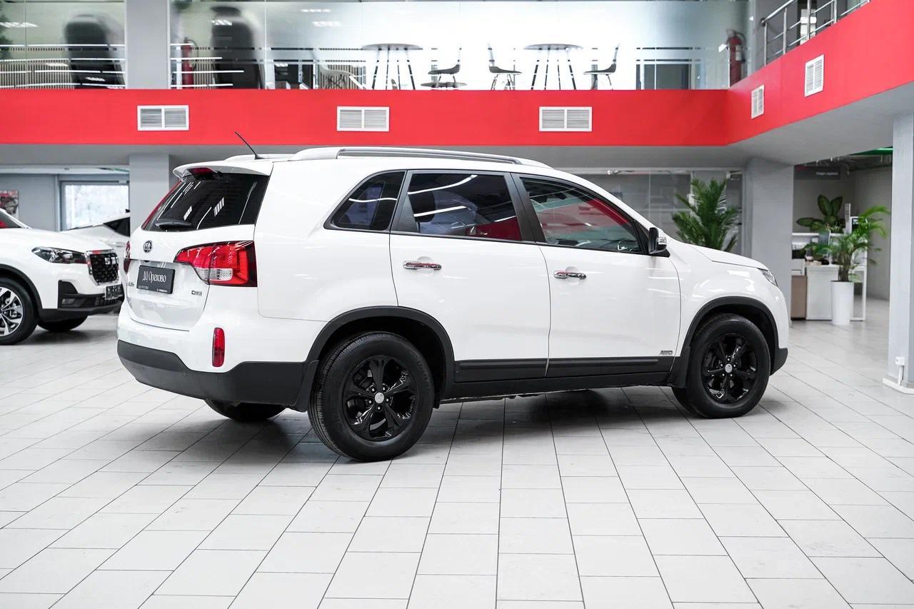 Kia Sorento 2014, белый, ДЦ Орехово