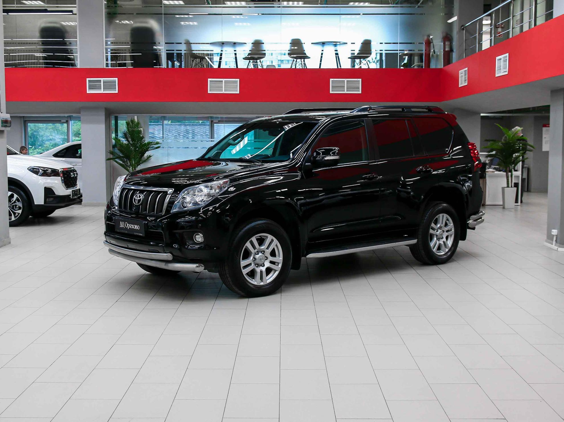 Toyota Land Cruiser Prado 2013, черный, ДЦ Орехово