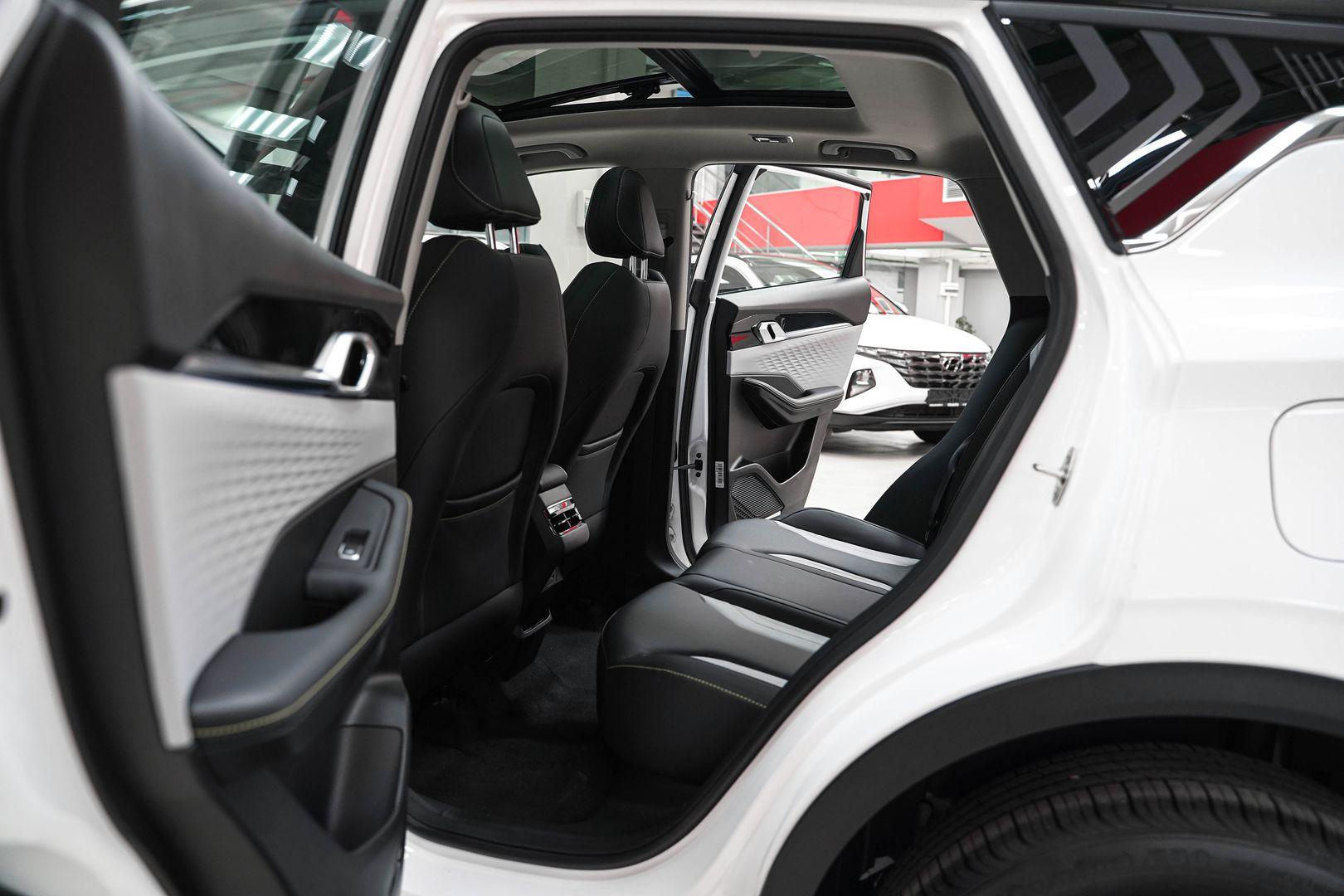 Geely Coolray 2023, белый, ДЦ Орехово