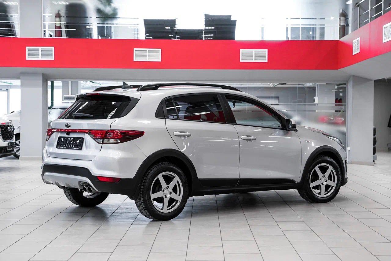 Kia Rio X-Line 2018, серебряный, ДЦ Орехово