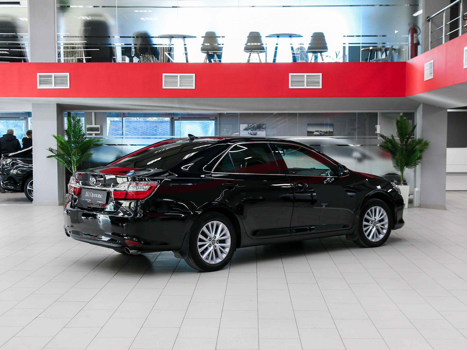 Toyota Camry 2017, белый, ДЦ Орехово