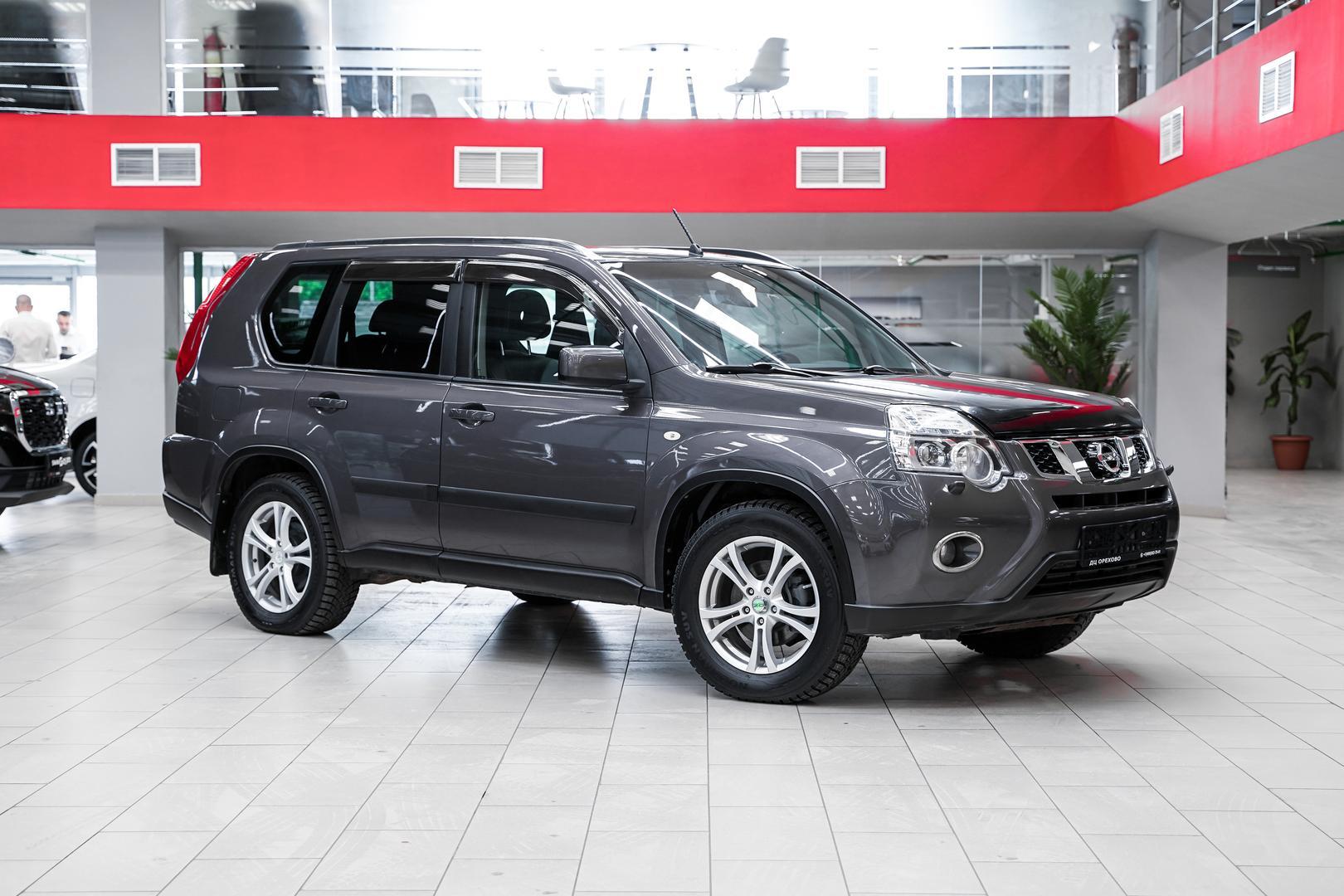 Nissan X-Trail 2011, серый, ДЦ Орехово