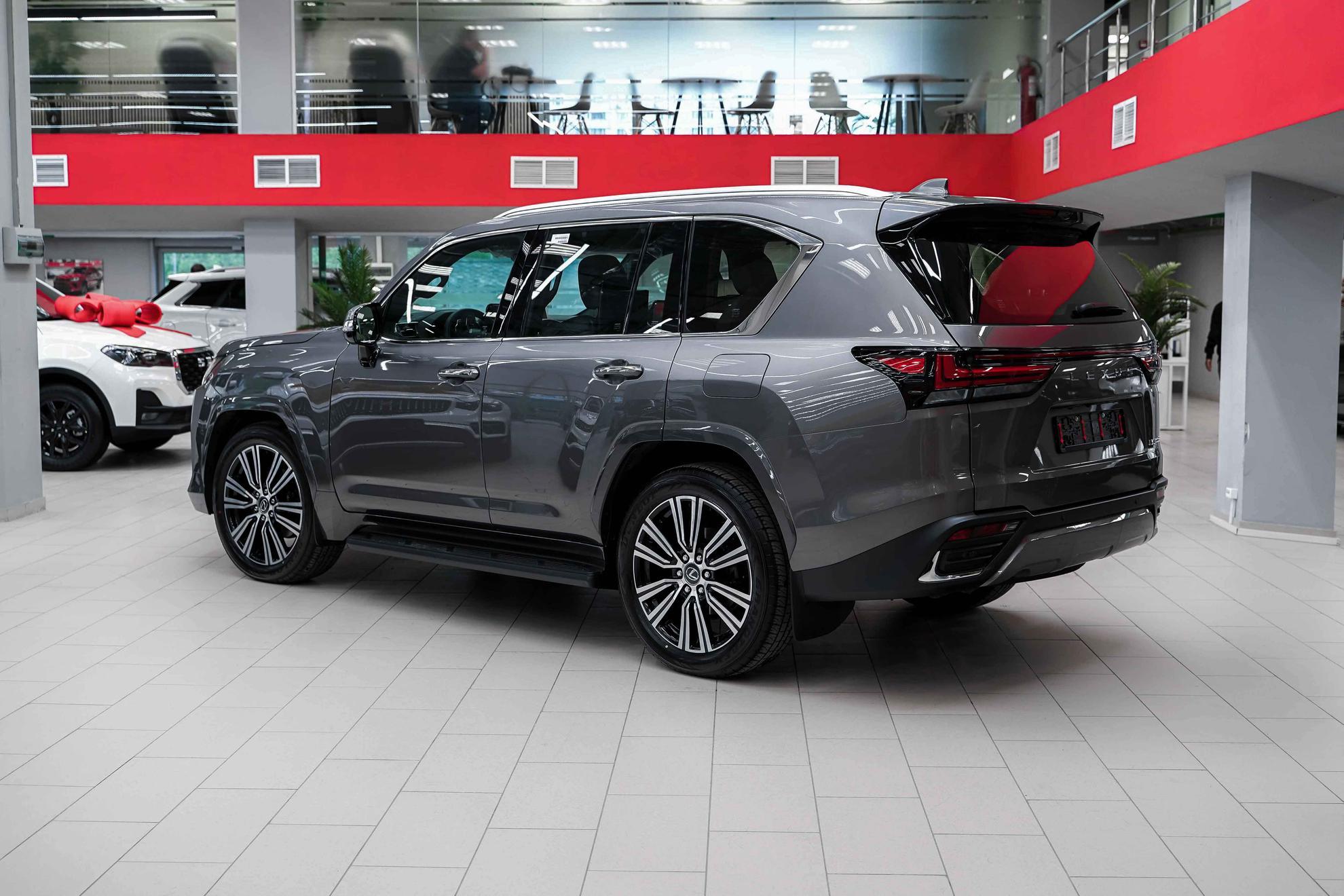Lexus LX 2026, серый, ДЦ Орехово