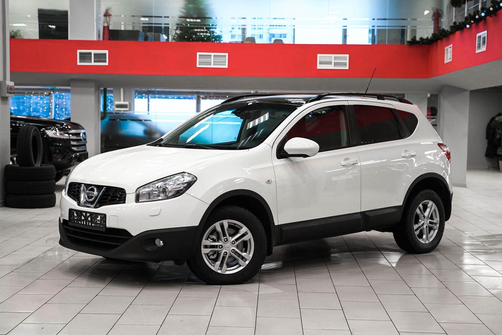 Nissan Qashqai 2013, белый, ДЦ Орехово