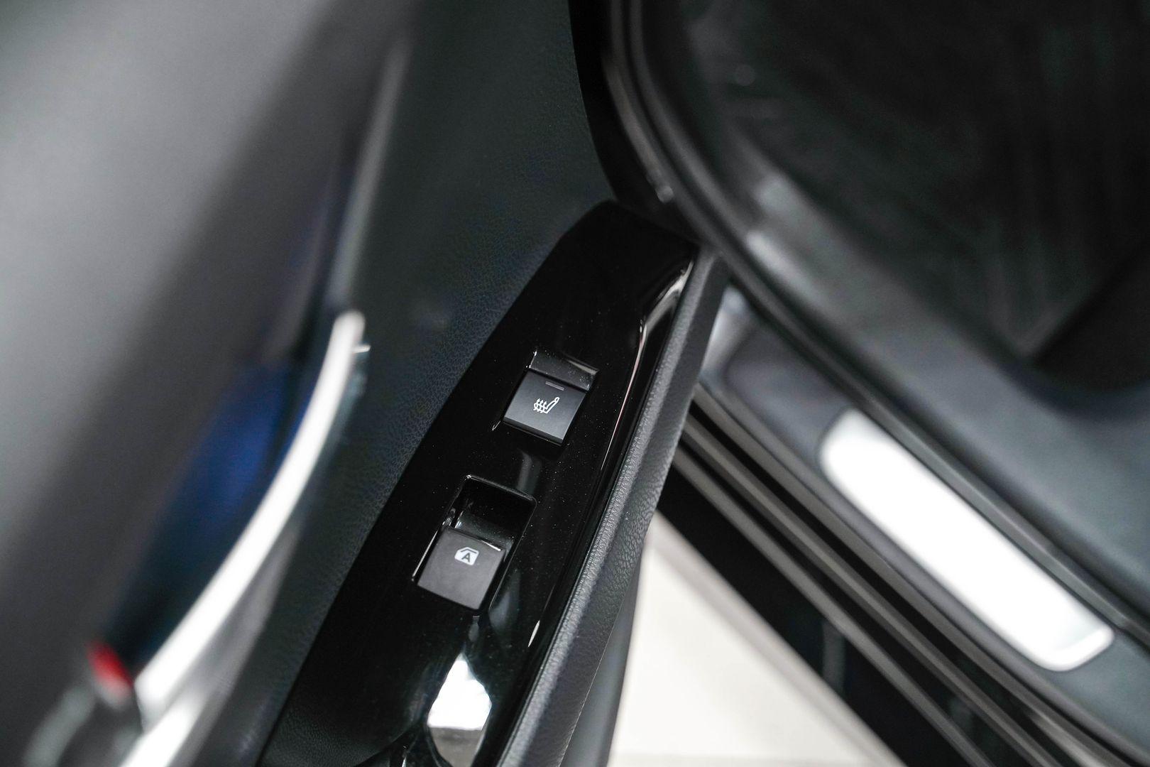 Toyota Camry 2019, черный, ДЦ Орехово