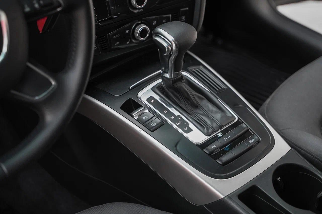 Audi A4 2012, черный, ДЦ Орехово