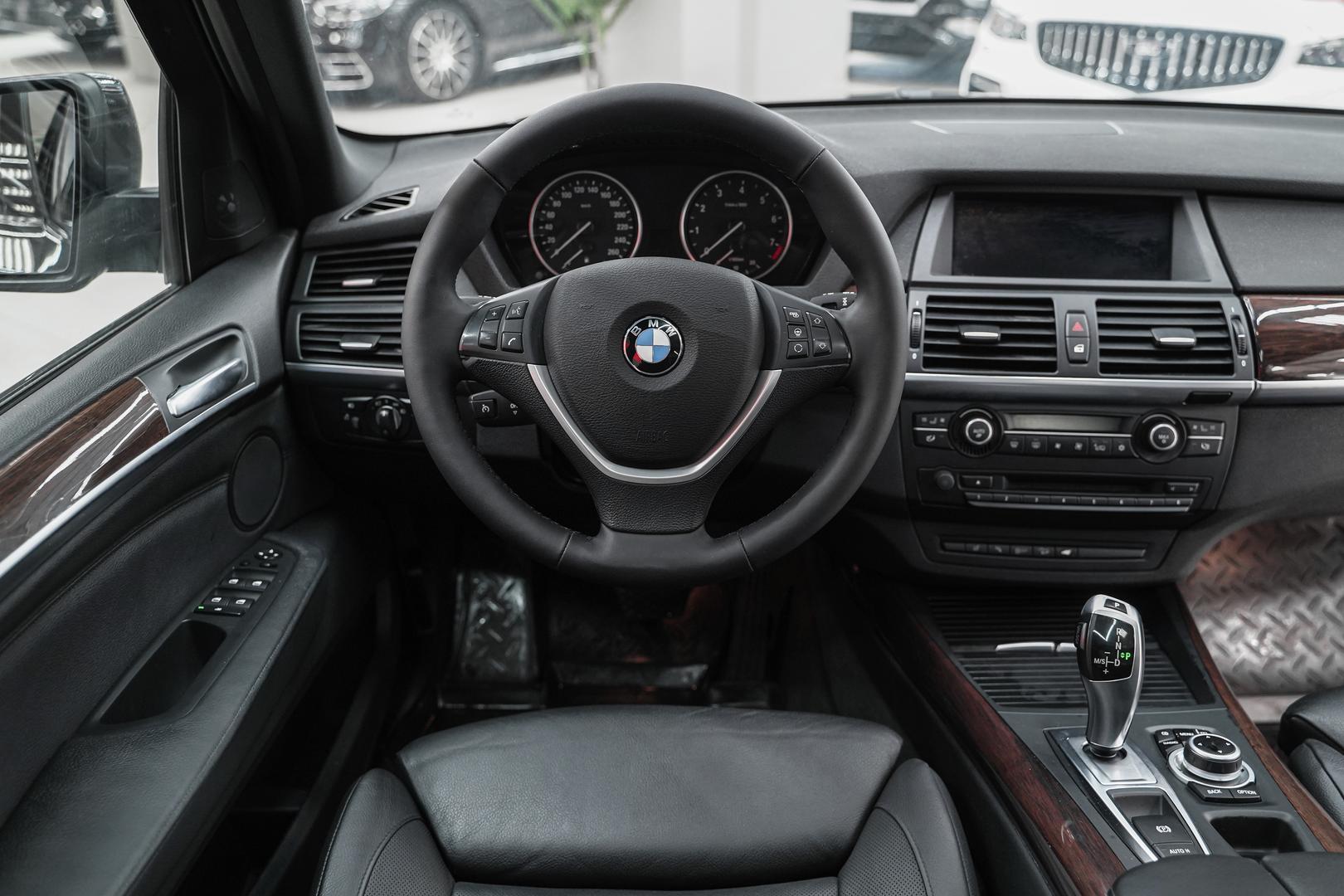 BMW X5 2011, черный, ДЦ Орехово