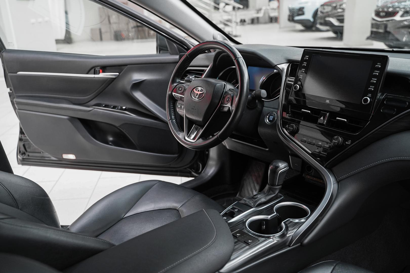 Toyota Camry 2021, черный, ДЦ Орехово