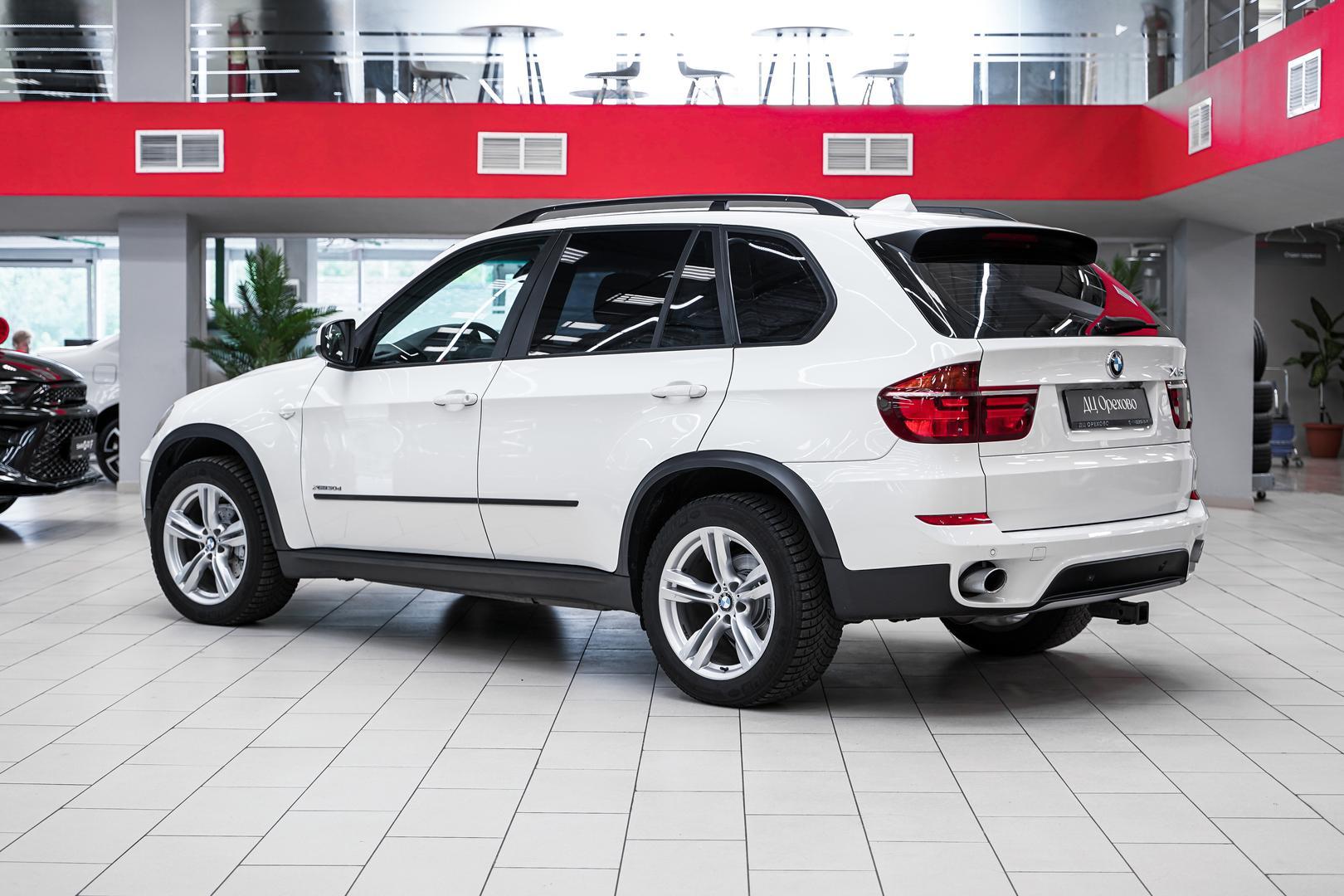 BMW X5 2013, белый, ДЦ Орехово