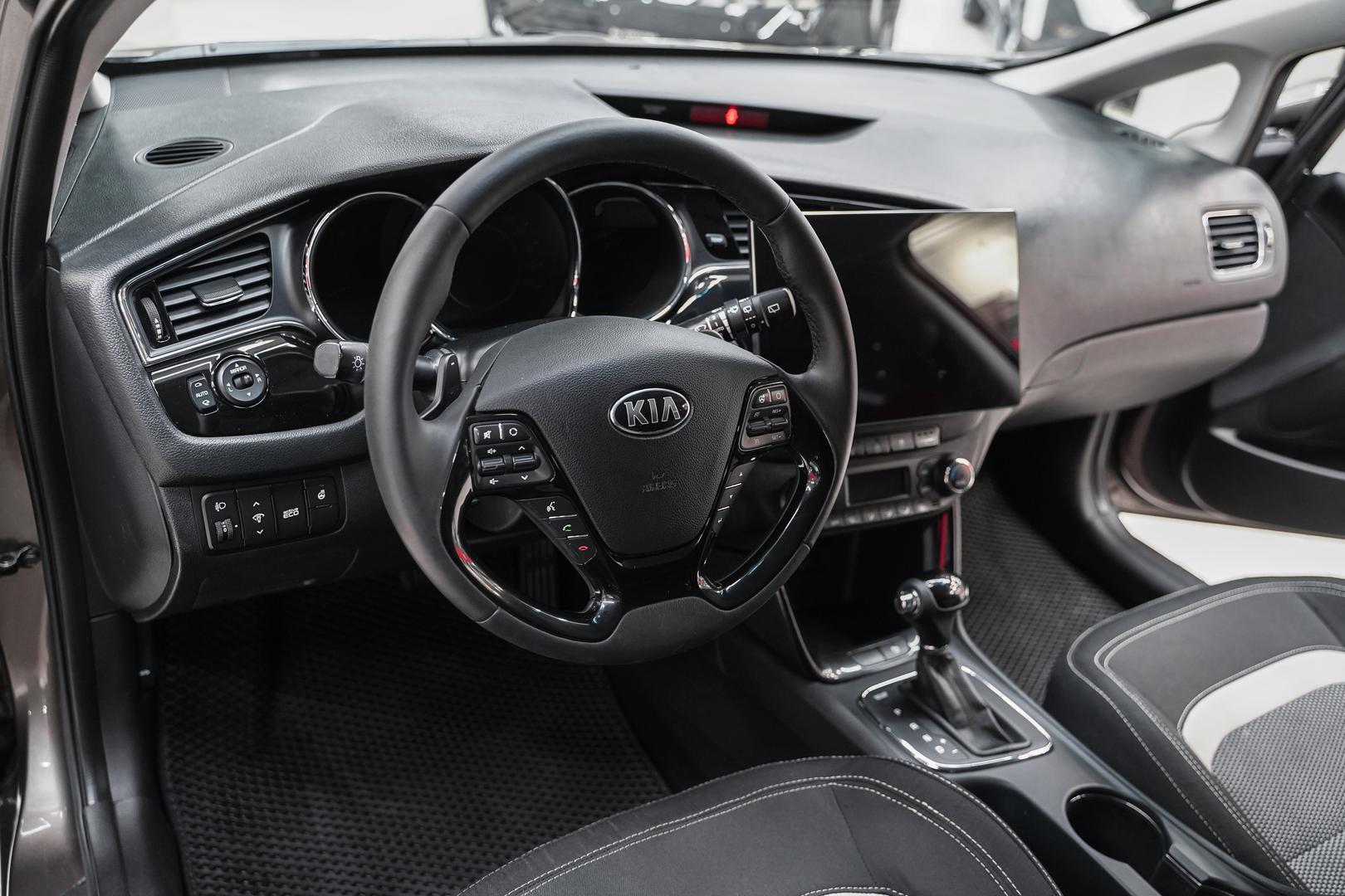 Kia Ceed 2017, коричневый, ДЦ Орехово